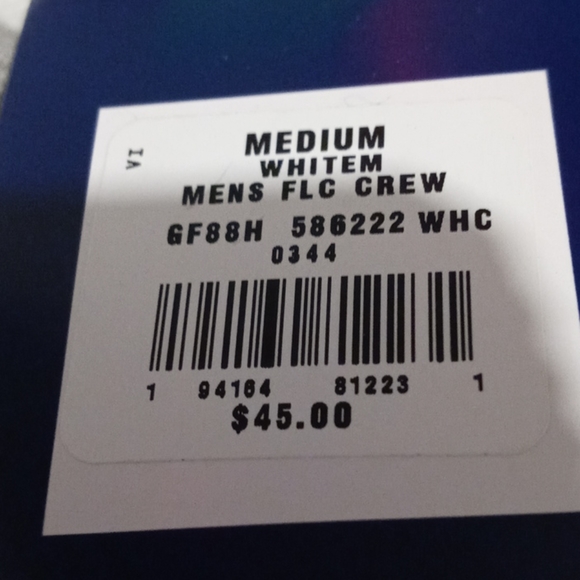 White Champion sweatshirt never been worn - Picture 3 of 4